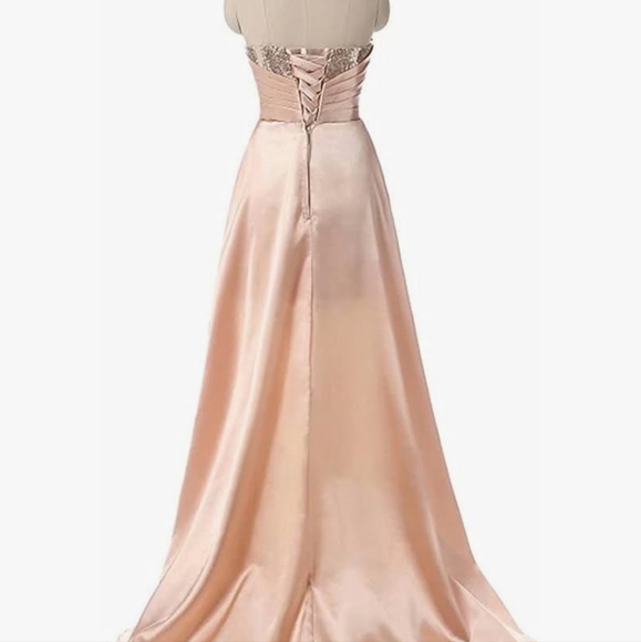 Rinestone knee length Cocktail dress - Picture 3 of 6